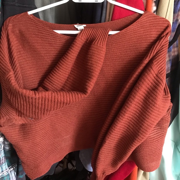 cropped sweater - Picture 1 of 2